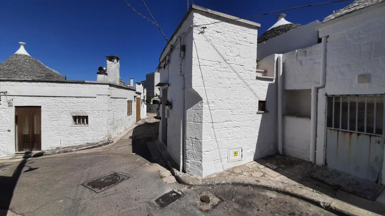 Capodigallo Holiday Trullo Monte Santo Alberobello Exterior foto